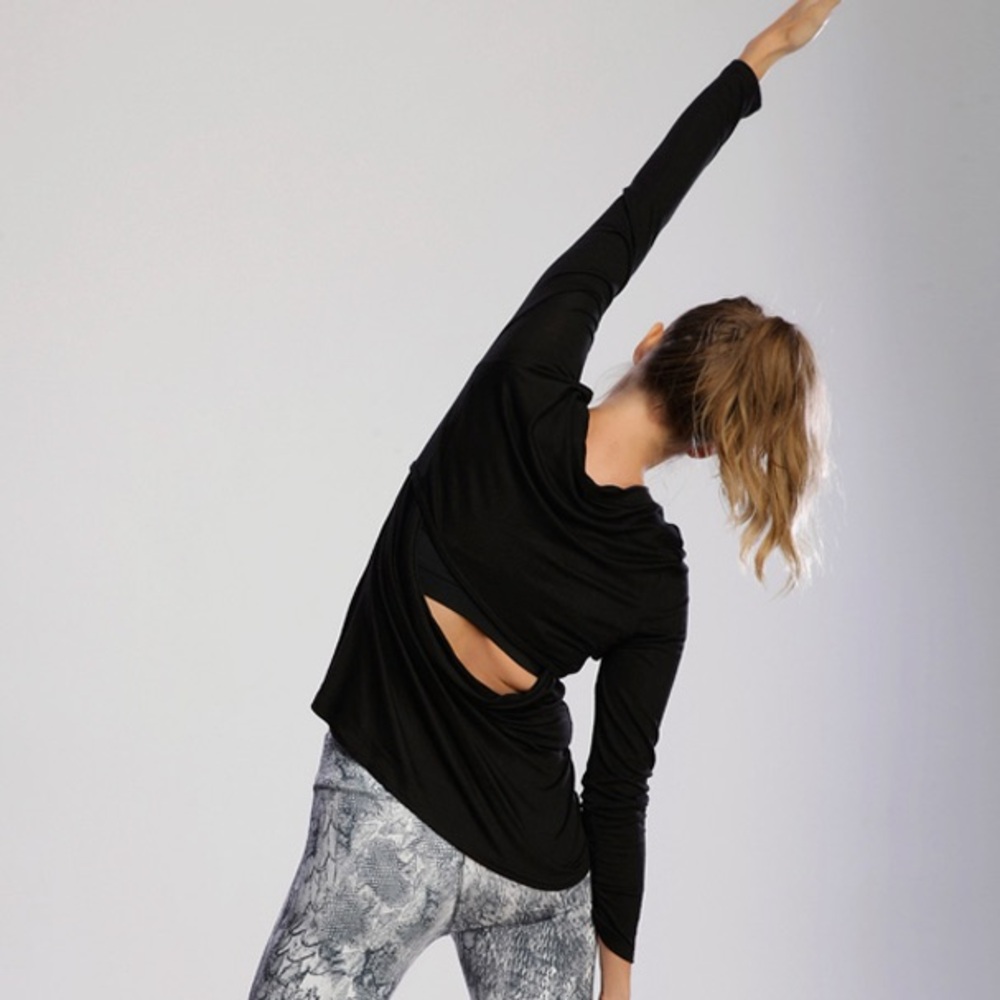 Black flowy soft Open-Back v neck long sleeve top